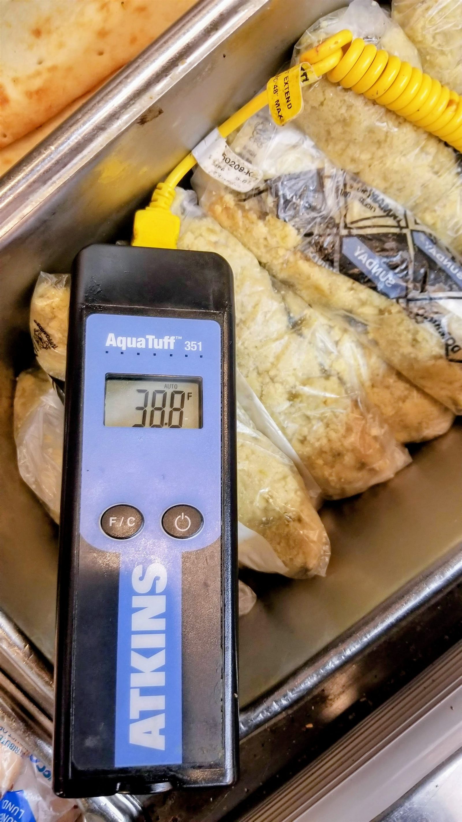 Restaurant food-safety temperature check